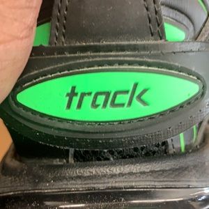 Don’t want them no more worn 4 times